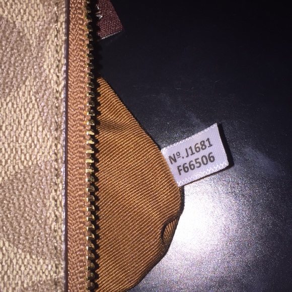 Coach PVC Leather Double Corner Clutch/Wristlet - Picture 4 of 5